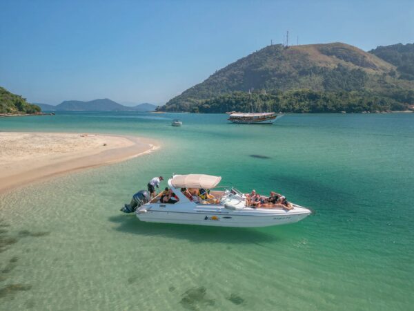 TOUR ANGRA DOS REIS E ILHA GRANDE